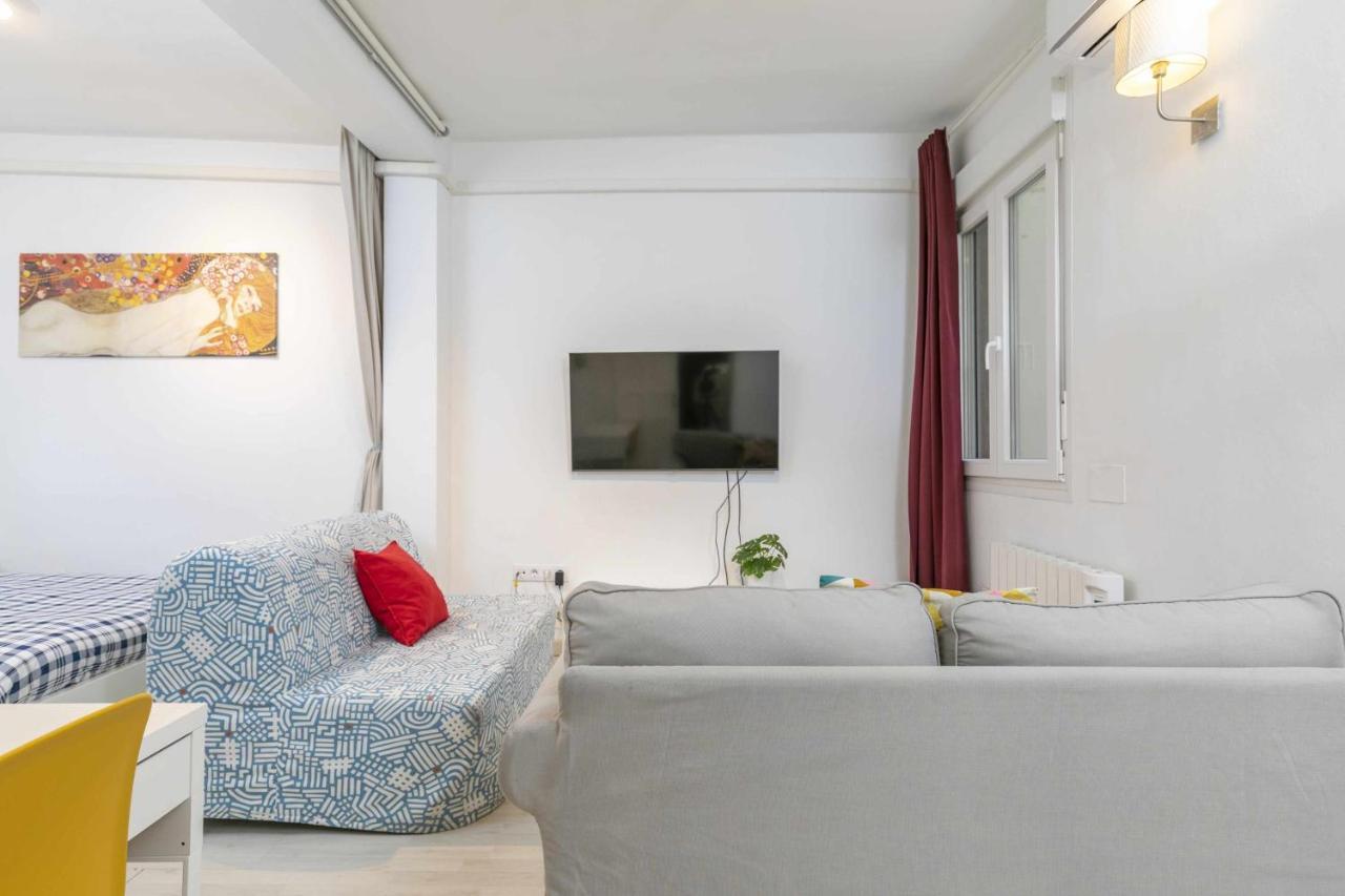 Apartamento Centrico Y Confortable Apartment Madrid Exterior photo